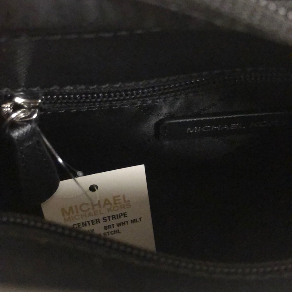 SOLD NWT Michael Kors Dillon TZ small handbag - Picture 9 of 11